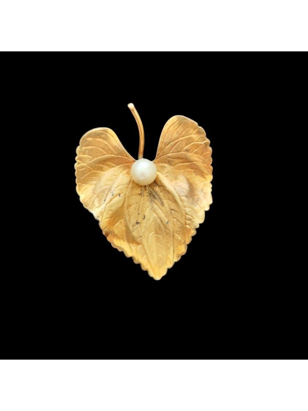 Vintage Winard Gold-Tone Leaf Brooch With Faux Pearl Accent